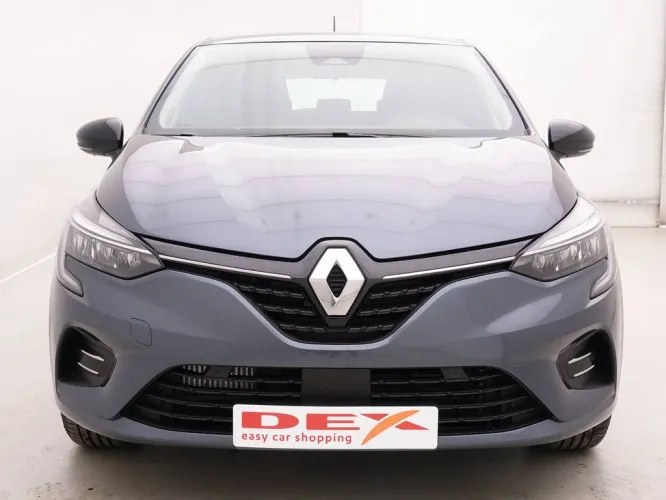 Renault Clio TCe 90 Intens + GPS + LED Lights + Winter + ALU Image 2