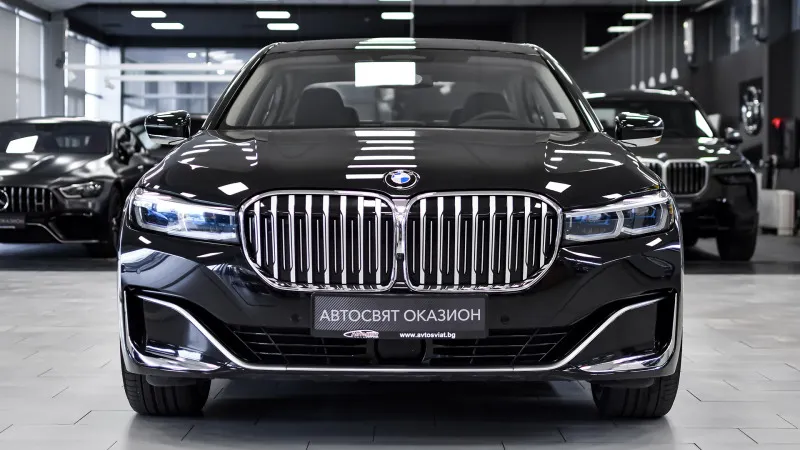 BMW 750 i xDrive Image 2