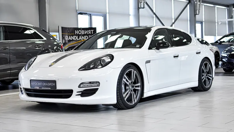 Porsche Panamera 4S 4.8 V8 PDK Image 4