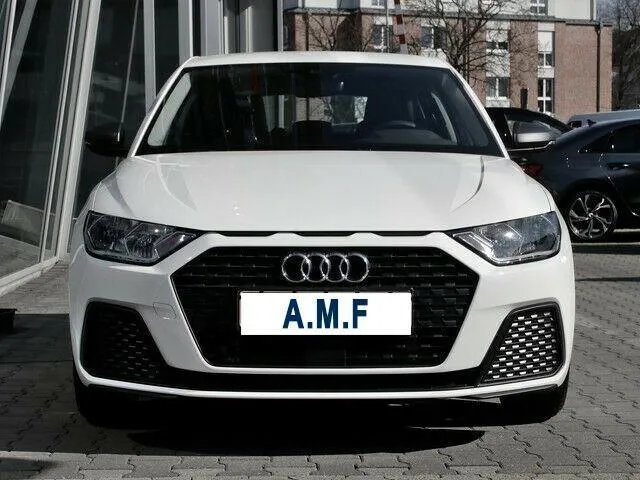 AUDI A1 SPB 30 TFSI Admired Image 1