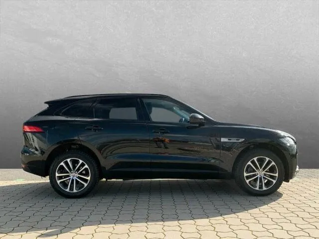 JAGUAR F-Pace 2.0 250 CV AWD aut. R-Sport Image 3