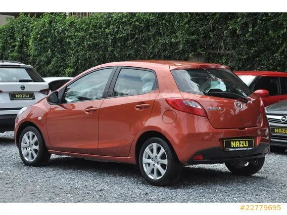 Mazda 2 1.5 Fun Image 3